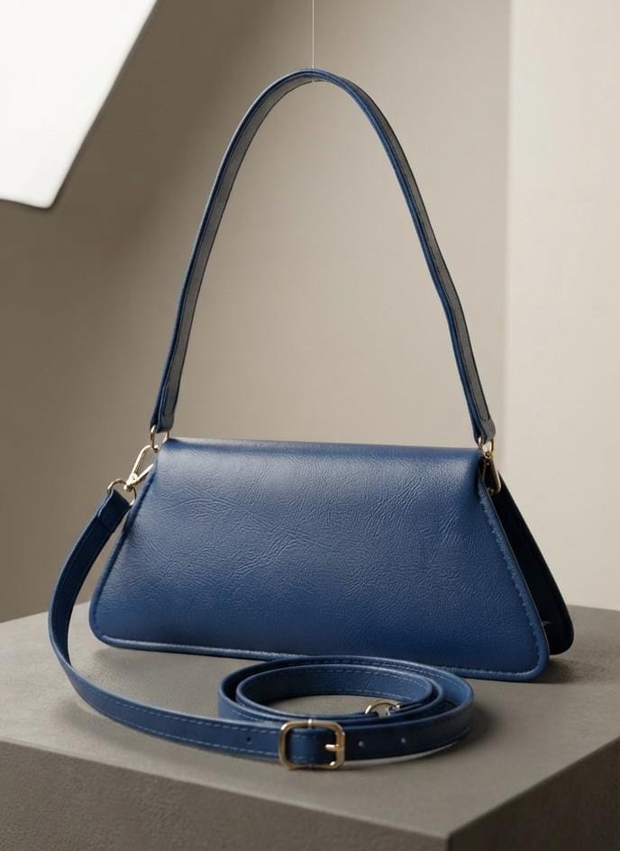 شنطه كروس Geometric Buckle الفاخرة